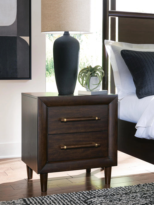 Dantenton Nightstand