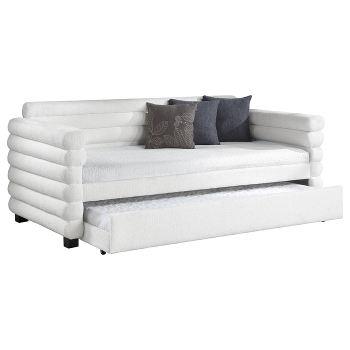 Patricia Daybed with Trundle