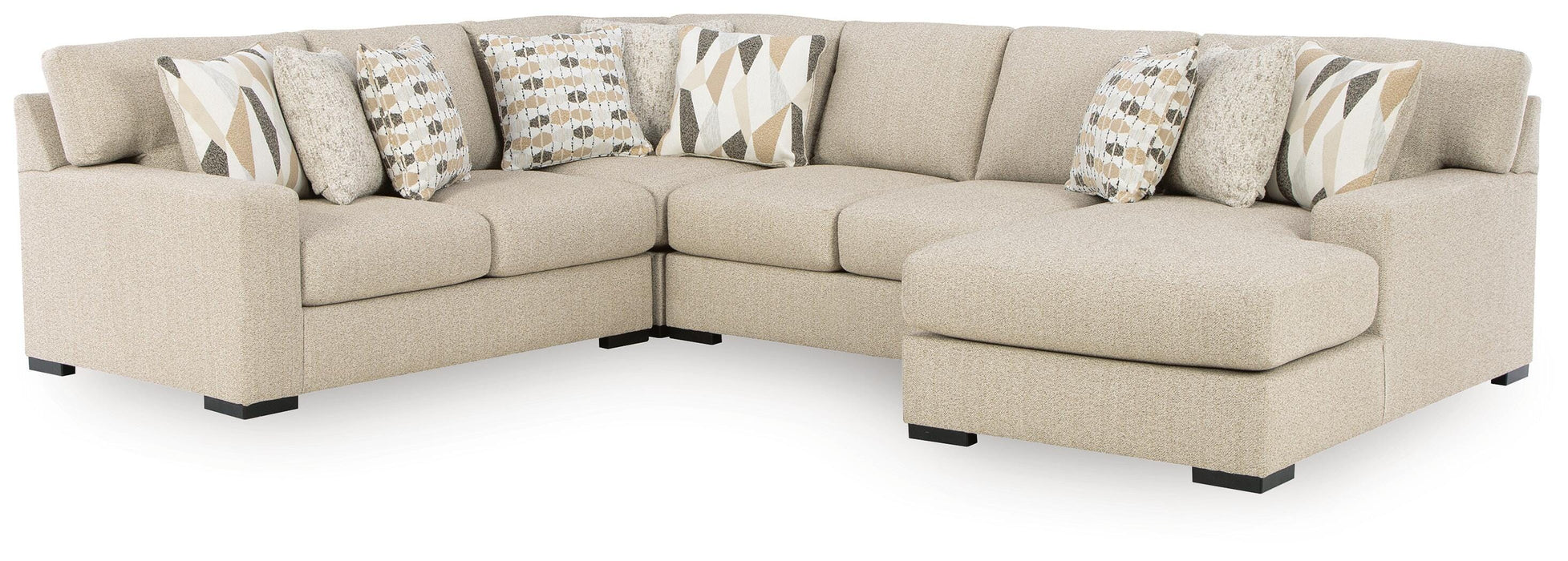 Laurelgrove Sectional with Chaise