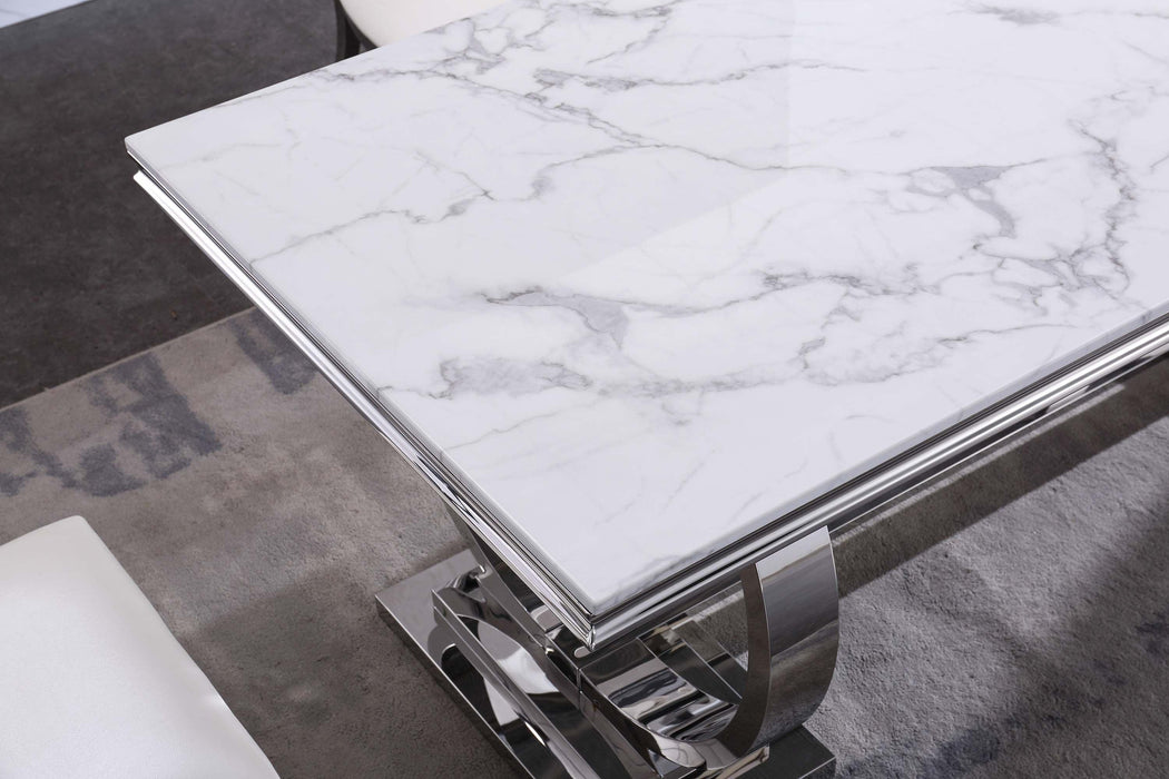 RDT316 DINING TABLE